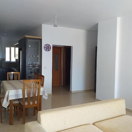 סרנדה Sunny&Seaview Apartment מראה חיצוני תמונה